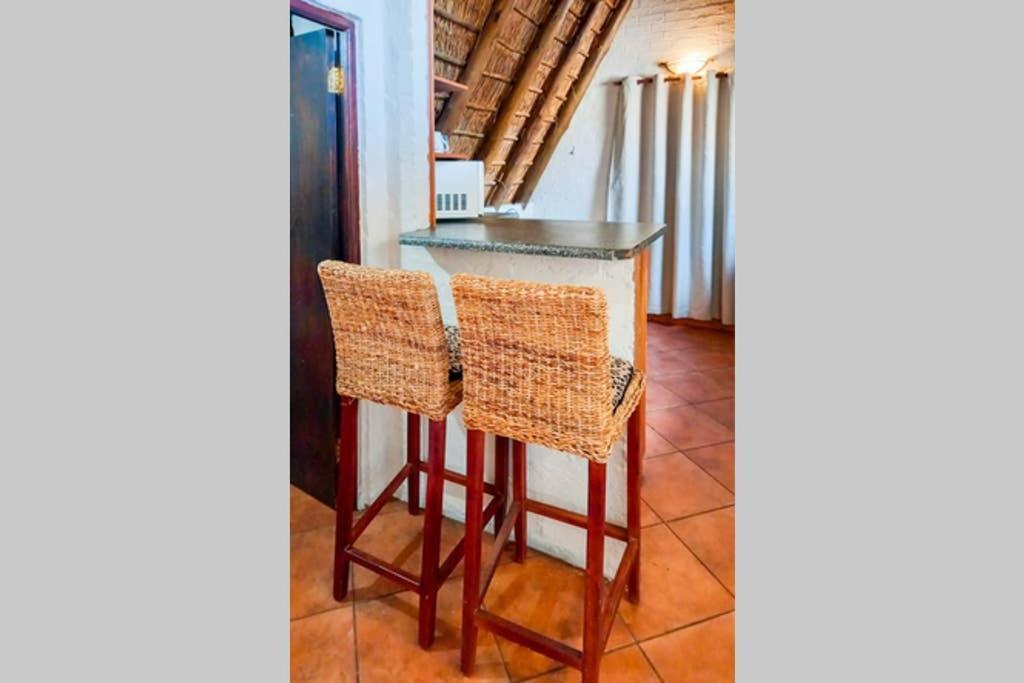 Pantera Lodge & Cheetah Cottage Йоханесбург Екстериор снимка