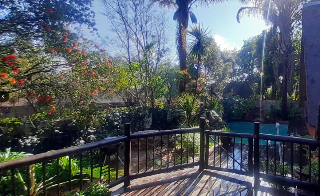 Pantera Lodge & Cheetah Cottage Йоханесбург Екстериор снимка